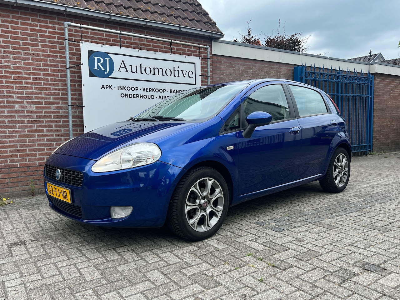 Fiat Grande Punto - 1.4 Dynamic APK/NAP/CLIMA - AutoWereld.nl