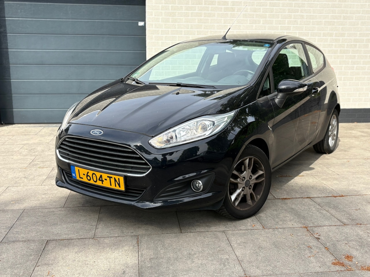 Ford Fiesta - 1.0 Titanium 80 PK | Airco - AutoWereld.nl