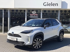 Toyota Yaris Cross - 1.5 Hybrid Dynamic Bi-Tone Comfort Pack | Dodehoekherkenning, Parkeersensoren, Stoel + Stu