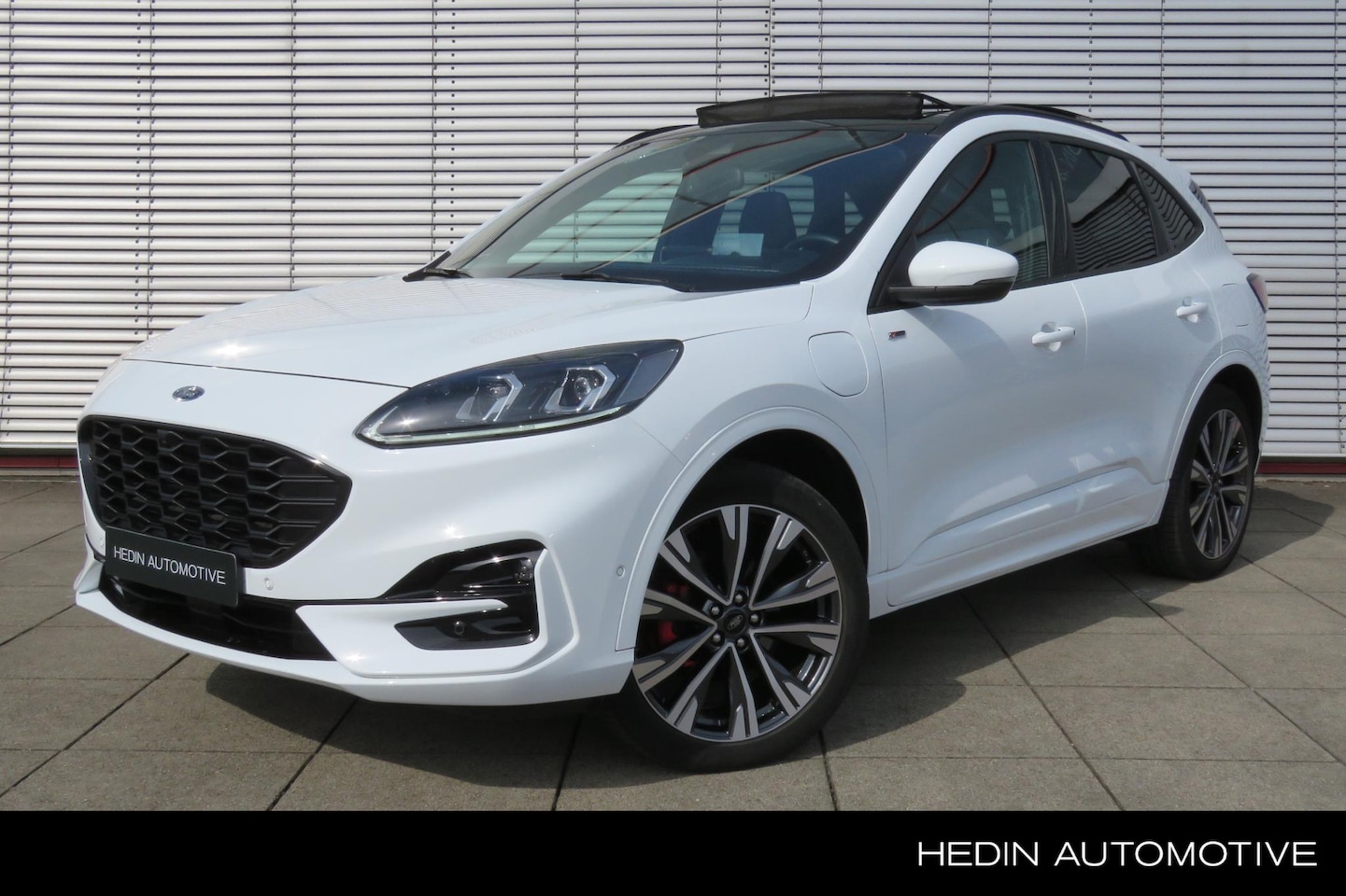 Ford Kuga - 2.5 PHEV ST-Line X | Automaat | Schuif/kanteldak | Trekhaak | B&O Audio | Navigatie - AutoWereld.nl