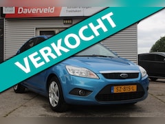 Ford Focus - 1.6 Trend 5-deurs, airco, navigatie, nette auto, boekjes, 2x sleutel, lm velgen, nieuwe ap