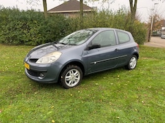 Renault Clio - 1.2-16V Expression / Airco / isofix /