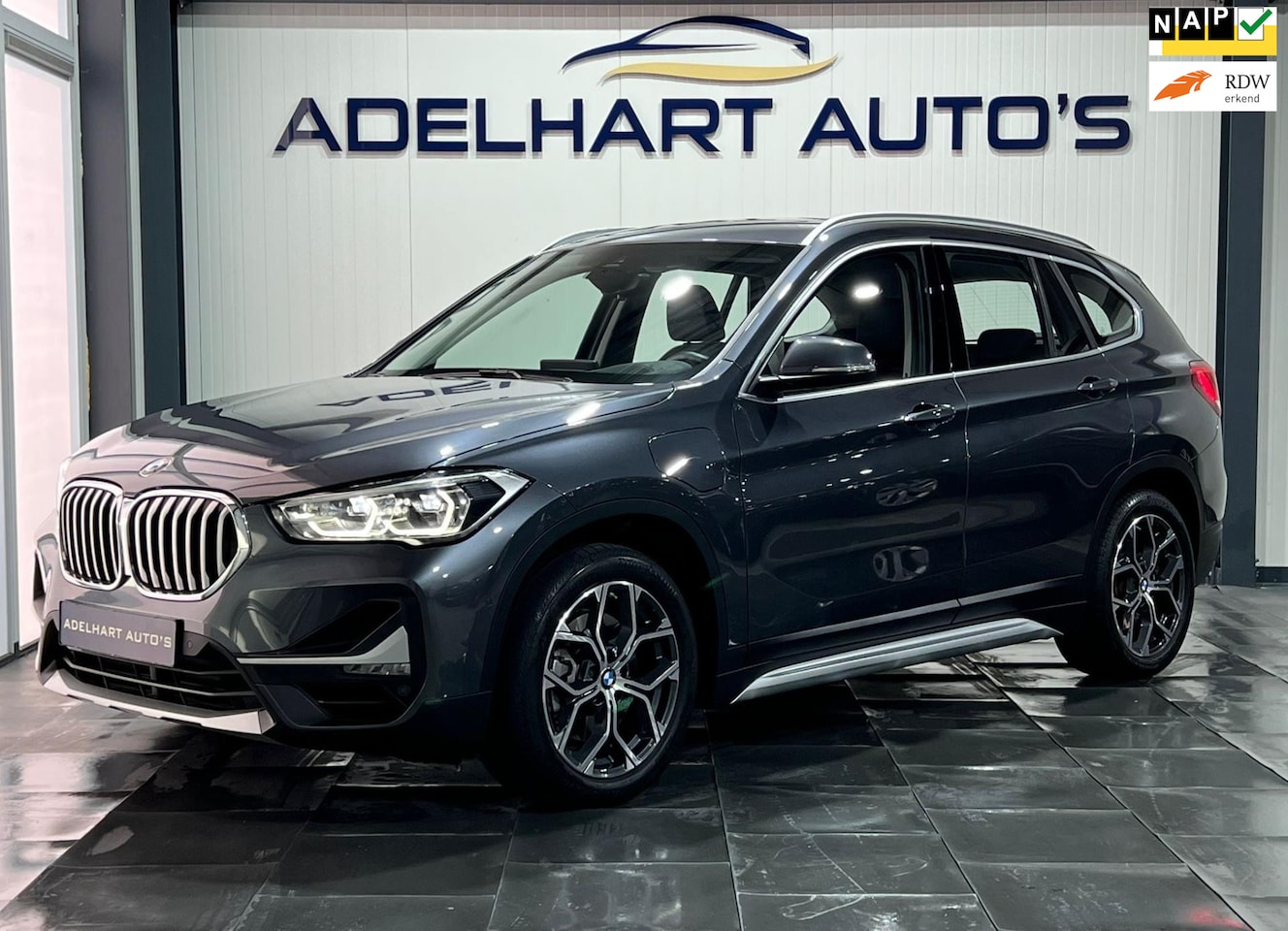 BMW X1 - XDrive25e Executive M sport Sport line Automaat / Navigatie full map / Camera / Cruise con - AutoWereld.nl
