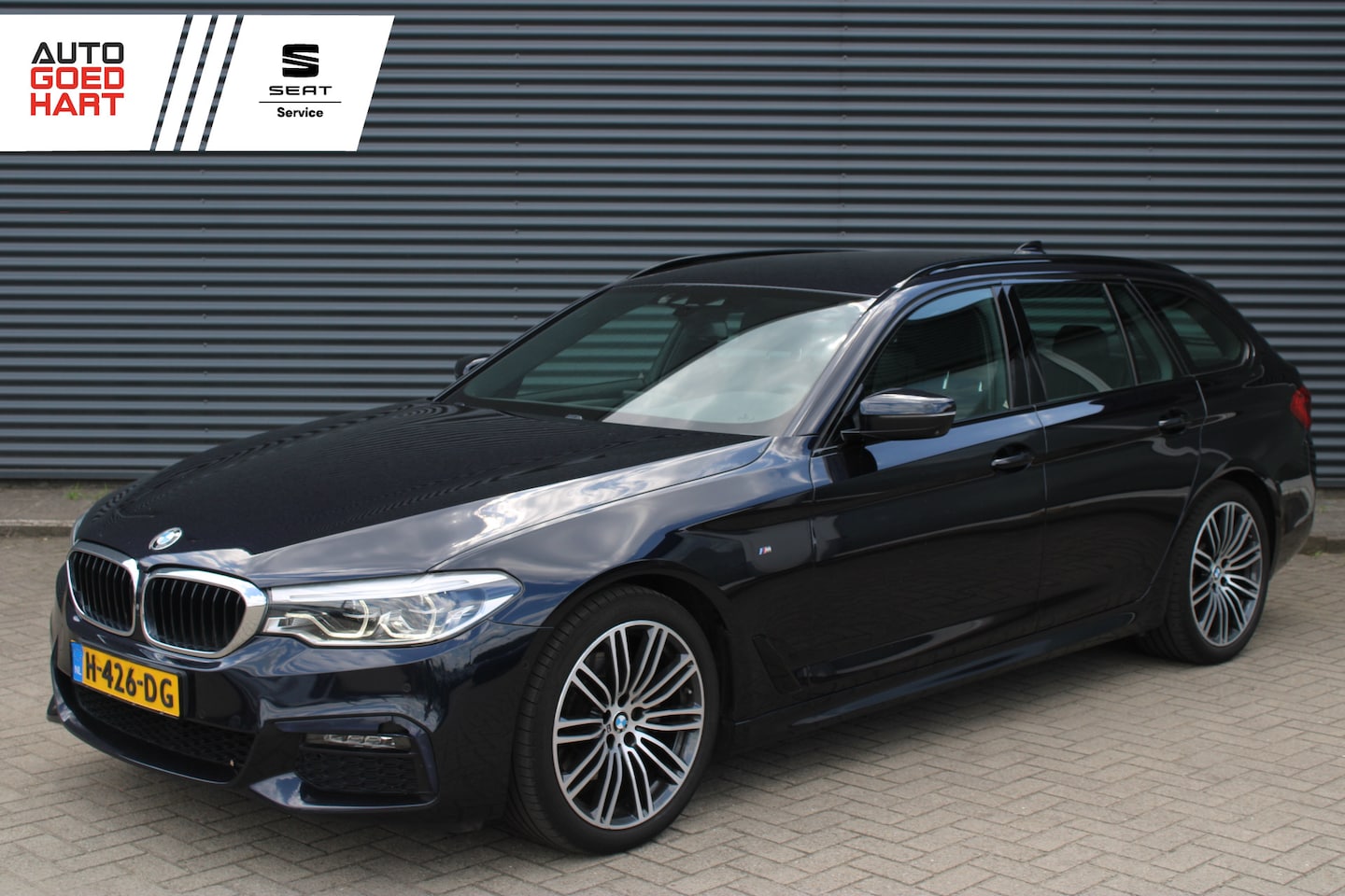 BMW 5-serie Touring - 520i M-Sport Comfort-Zetels Dakota-Leer Full-Led Elektr.-Trekhaak - AutoWereld.nl
