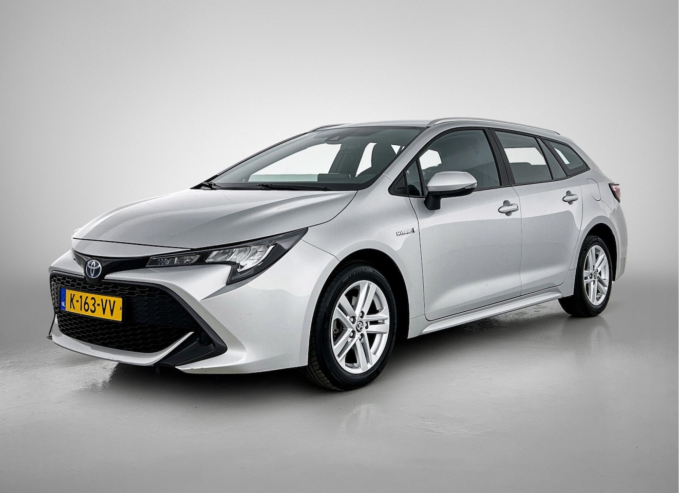 Toyota Corolla Touring Sports - 1.8 Hybrid Active | Navigatie | Adaptive Cruiscontrole | Climate Controle | - AutoWereld.nl