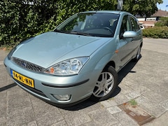 Ford Focus - ALTIJD BINNEN GESTAAN MET WERKEND AIRCO & APK