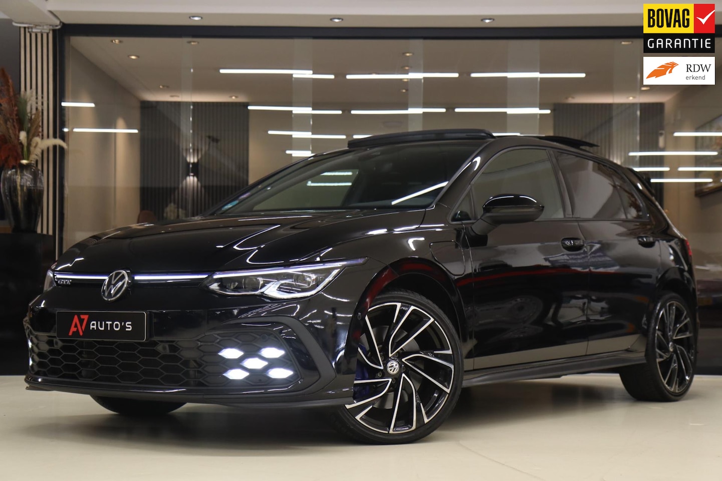 Volkswagen Golf - 1.4 eHybrid GTE PANO/IQLIGHT/CAM/CARPLAY/STERHEMEL/VOL - AutoWereld.nl