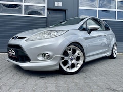 Ford Fiesta - 1.6 Sport *ST LINE*CRUISE*EIBACH*SPORTSOUND*ECC*BOMVOL