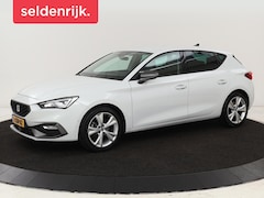SEAT Leon - 1.5 eTSI FR Intens | Stoel & stuurverwarming | Trekhaak | Adaptive cruise | Navigatie | Pa
