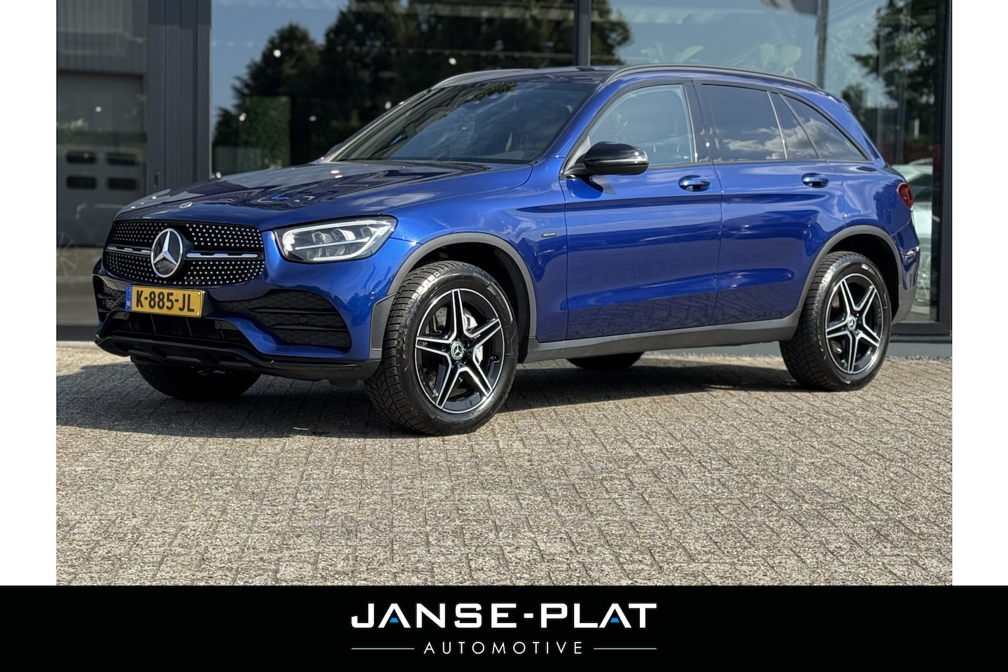 Mercedes-Benz GLC-klasse - 300e 4MATIC Bns Sul. AMG Wegdr.Trekhaak | NL-AUTO | Camera | - AutoWereld.nl