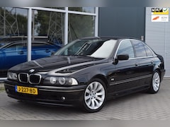 BMW 5-serie - 520i Lifestyle Edition | Automaat | Clima | Cruise | APK 7-2026