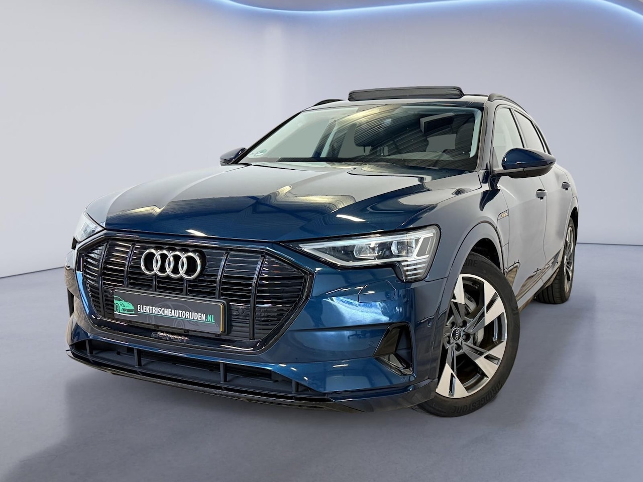 Audi e-tron - 55 quattro Business edition Plus 95 kWh | INCL BTW | PANO | NAP | LEDER - AutoWereld.nl