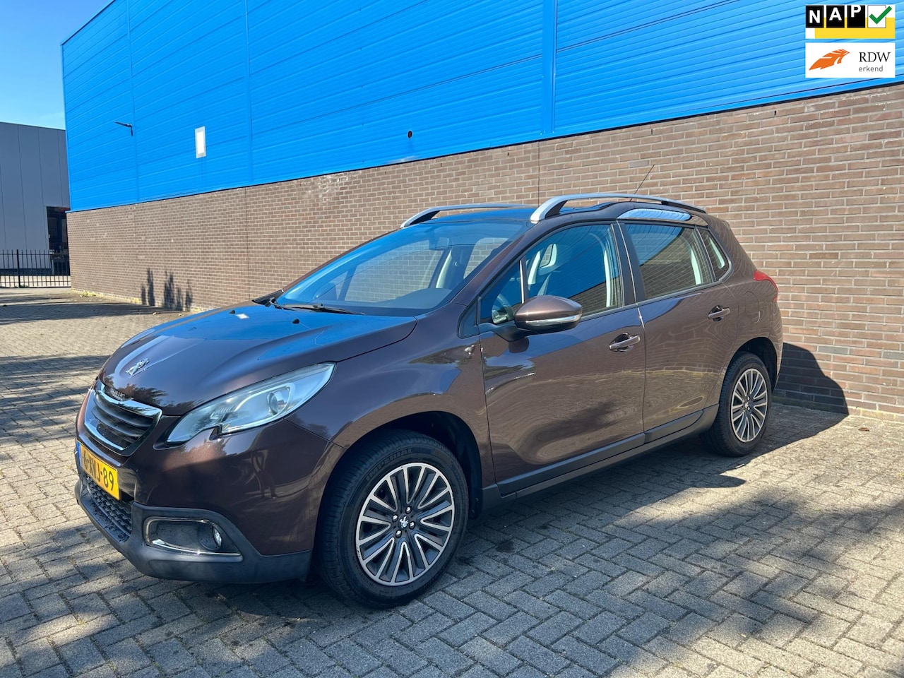 Peugeot 2008 - 1.2 Active | Automaat | Cruise Control | Panoramadak | Lichtmetalen Velgen | Start/Stop Sy - AutoWereld.nl