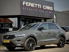 Volkswagen T-Roc - 1.5 TSI AUT7 BLACK-LINE 98D.KM NW-MODEL LEDER NAVI CAMERA DIGI-DASH APPLE-CARPLAY LED LMV