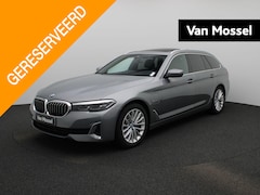 BMW 5-serie Touring - 530e Business Edition Plus | Climate Control | Panoramadak | Lederen Bekleding | Stoelverw