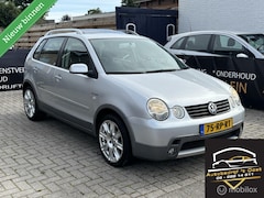 Volkswagen Polo - 1.4-16V FSI FUN CROSS , PANO, AIRCO, CRUISE