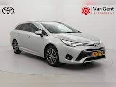 Toyota Avensis Touring Sports - 1.8 VVT-i SkyView Edition | Panoramadak | Trekhaak | Navigatie | Keyless | Cruise Control