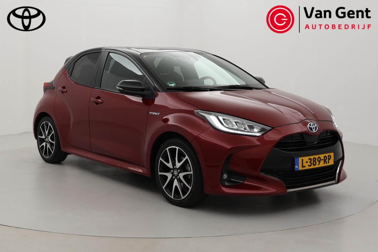 Toyota Yaris - 1.5 Hybrid Executive | Trekhaak | Apple Carplay / Android Auto | Stoelverwarming | Adaptiv - AutoWereld.nl