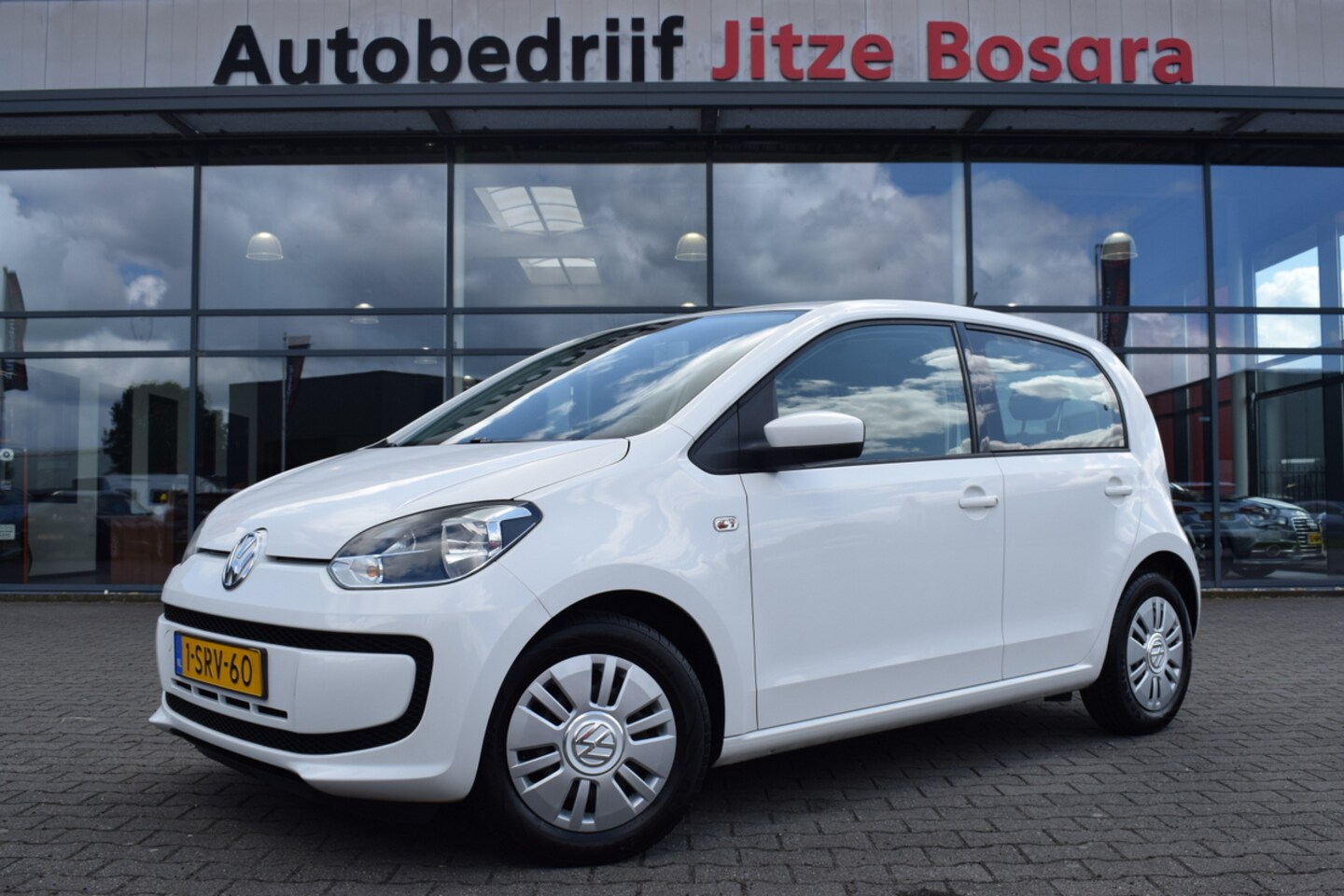 Volkswagen Up! - 1.0 Move Up! 5Drs BlueMotion Full Map Navi | Telefonie | Airco | Isofix - AutoWereld.nl