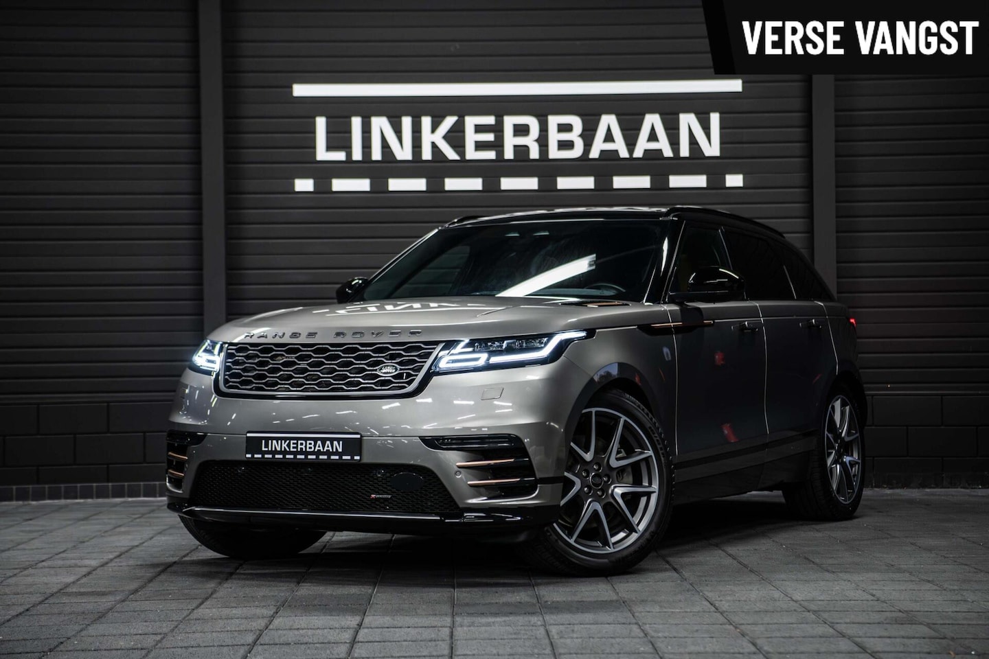 Land Rover Range Rover Velar - 3.0 P400 R-Dynamic HSE | Pano | Massage | Leder | Meridian | Luchtvering | NP 150k | NL au - AutoWereld.nl