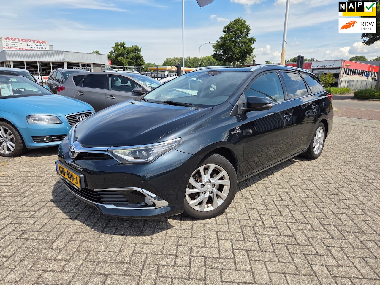 Toyota Auris Touring Sports - 1.8 Hybrid Lease Pro/PANODAK/VOL OPTIES - AutoWereld.nl