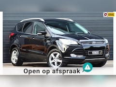 Ford Kuga - 1.6 Titanium Pano/Navi/Clima/Leder/Trekhaak