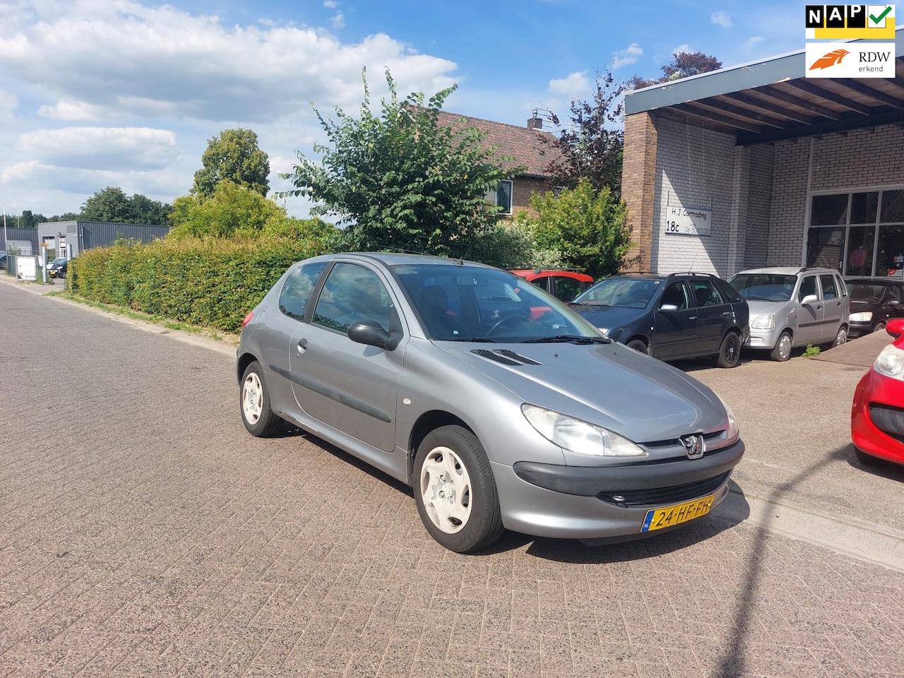 Peugeot 206 - 1.4 XR 1.4 XR - AutoWereld.nl
