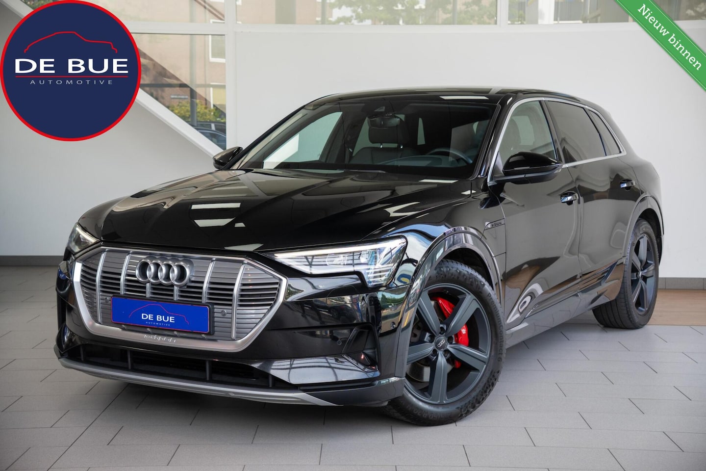 Audi e-tron - 55 quattro advanced 95 kWh|Edition Plus|S-Line|Virtual|Luchtvering|Head-up|Trekhaak|Leder| - AutoWereld.nl