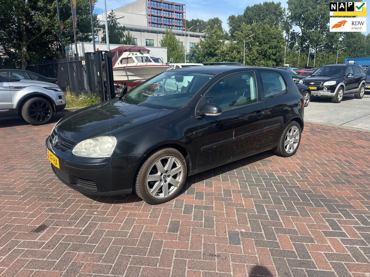 Volkswagen Golf - 1.4 Optive 3 1.4 Optive 3 - AutoWereld.nl