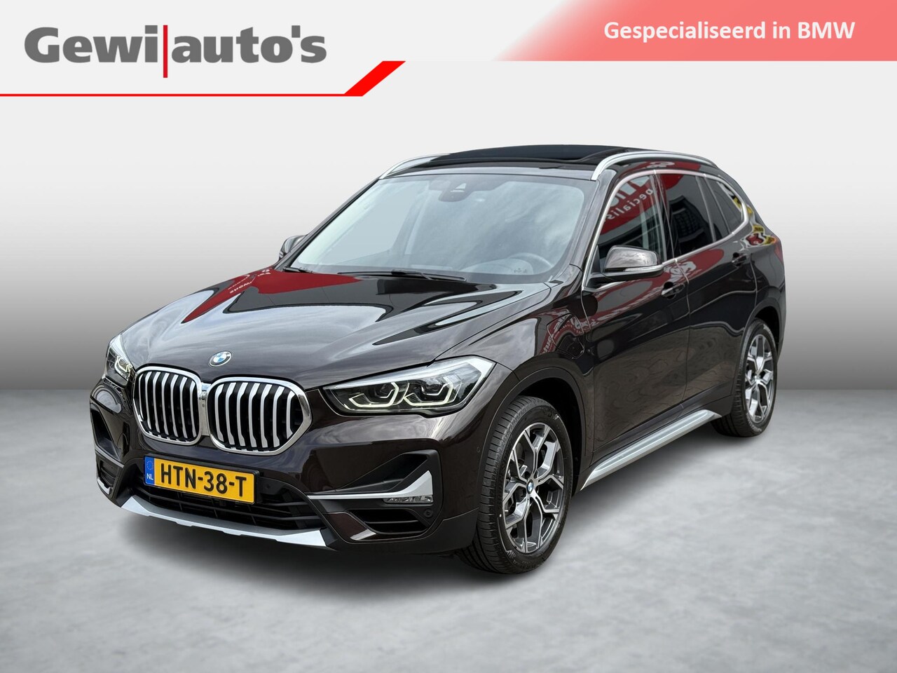 BMW X1 - xDrive25e High Executive Edition Panoramadak - AutoWereld.nl