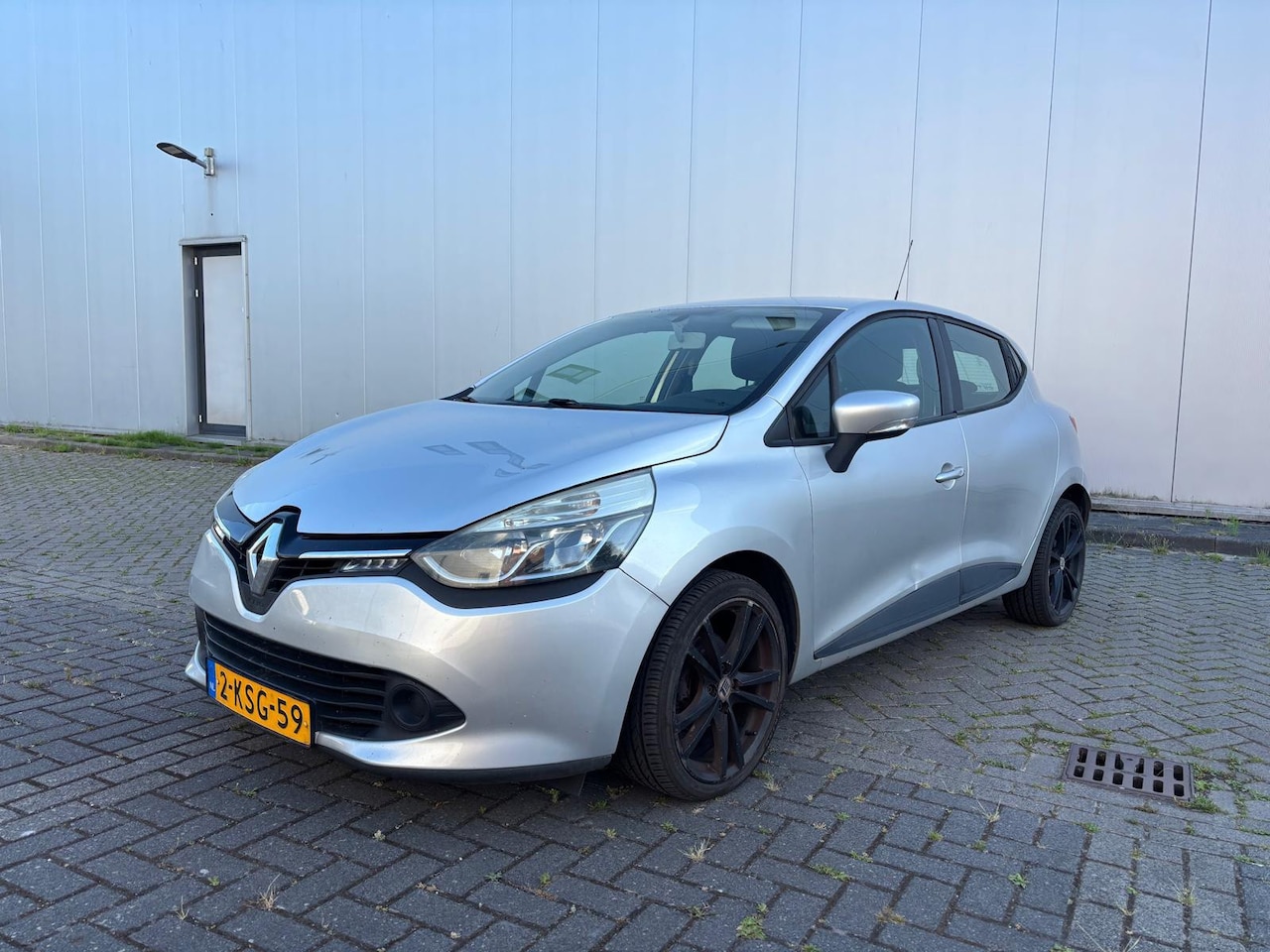 Renault Clio - 0.9 TCe Expression INCL NWE APK!! - AutoWereld.nl