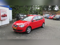 Volkswagen Polo - 1.4-16V Optive