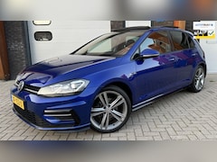 Volkswagen Golf - 1.5 TSI R-Line VIRT.COCKPIT/DSG/PANO/MATRIX