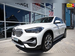 BMW X1 - XDrive25i X-Line PHEV| Parkassist| Camera | Navigatie