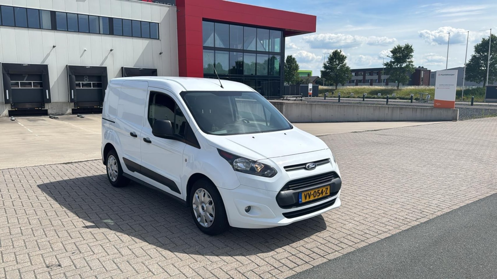 Ford Transit Connect - 1.5 TDCI L1 Trend 49.000 Nap Nw Apk Airco Wit 2016 - AutoWereld.nl