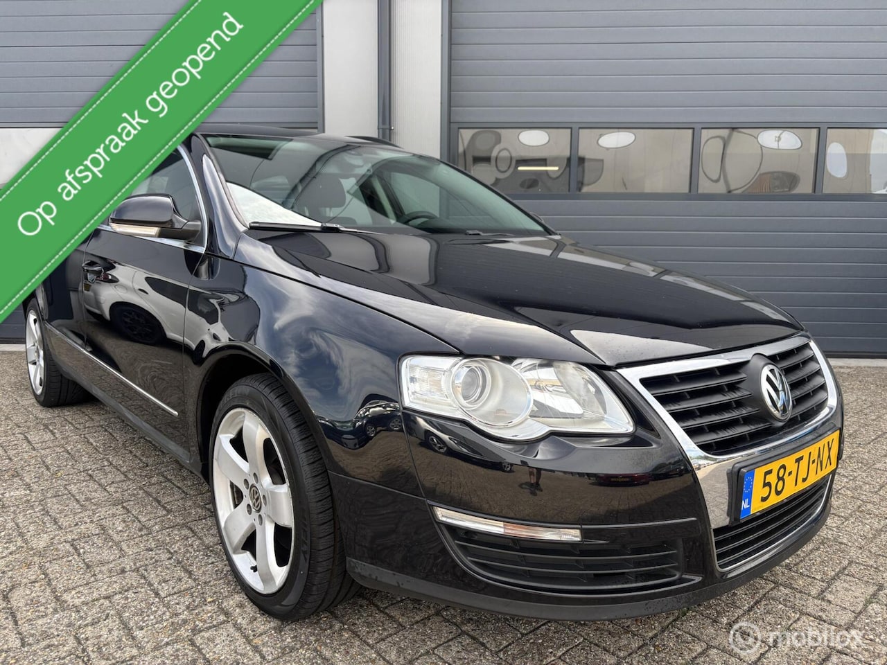 Volkswagen Passat Variant - 2.0 FSI Comfortline Automaat - AutoWereld.nl