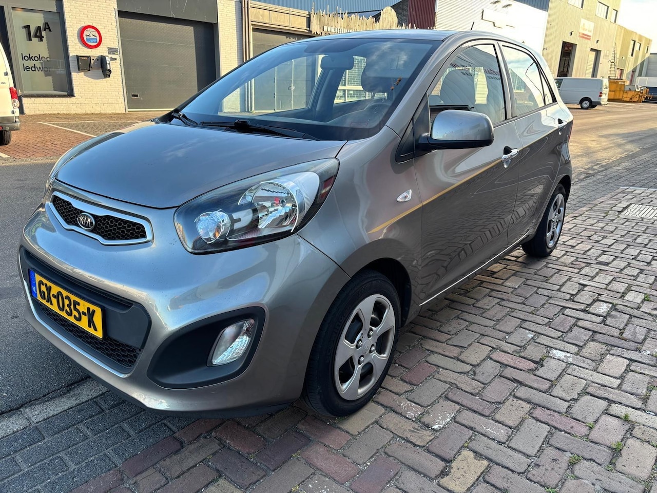 Kia Picanto - 1.0 CVVT Comfort Pack / Airco / Elek ramen - AutoWereld.nl