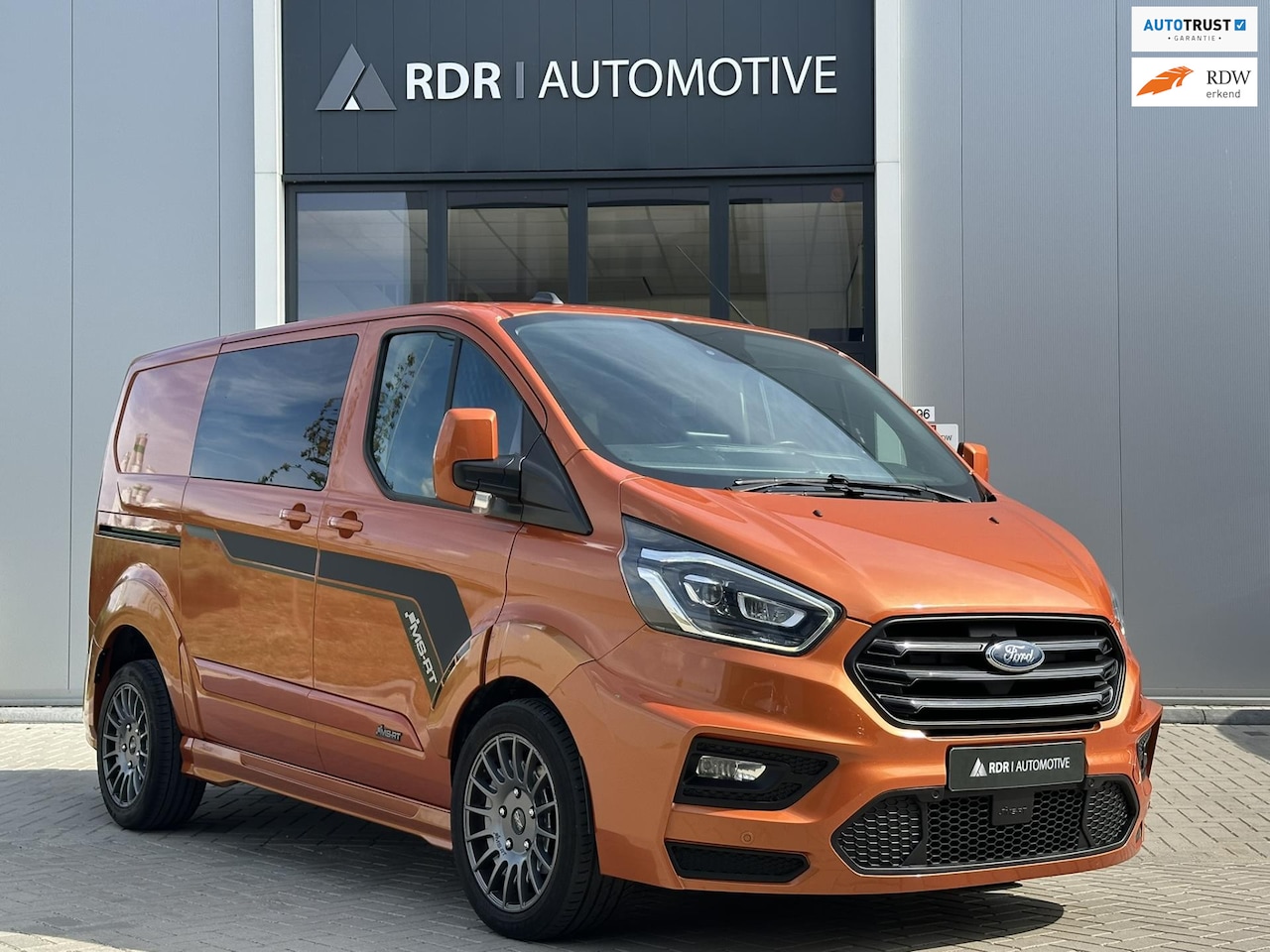 Ford Transit Custom - 320 2.0 TDCI L1H1 MS-RT Sport DC - AutoWereld.nl