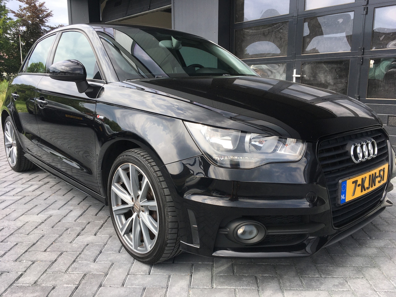 Audi A1 Sportback - 1.2 TFSI S-line Black leer navigatie - AutoWereld.nl