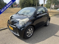 Toyota iQ - 1.0 VVTi Aspiration AIRCO, BOEKJES,