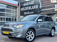 Mitsubishi Outlander - 2.0 PHEV Instyle+ Xenon | Pano | Leder | Navi | Camera | Cruise | Climate