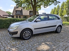 Kia Rio - 1.4 X-tra 2006 IN ZEER GOEDE STAAT 92000 KM