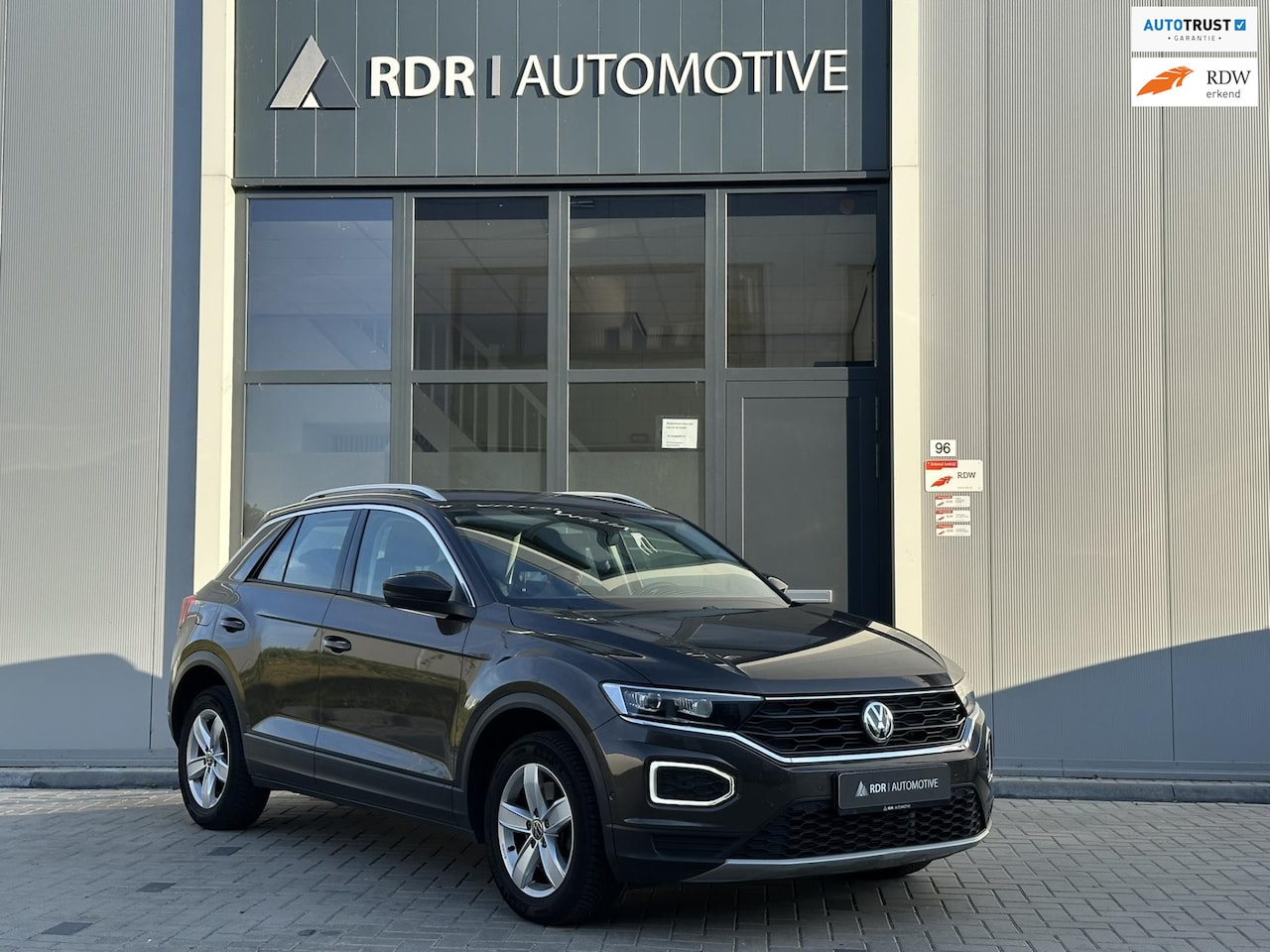 Volkswagen T-Roc - 1.5 TSI Style - 1.5 TSI Style - AutoWereld.nl
