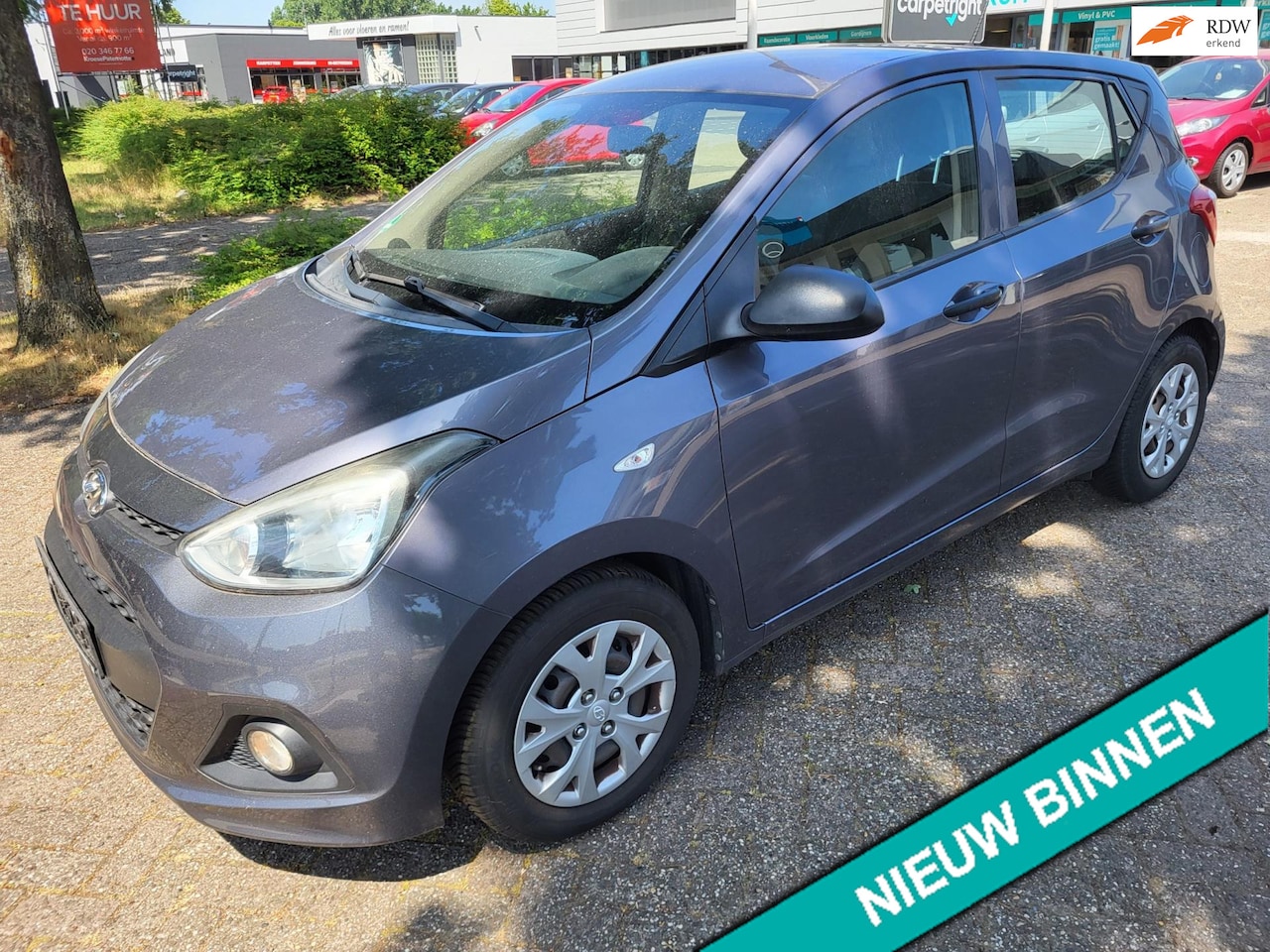 Hyundai i10 - 1.2i i drive airco - AutoWereld.nl