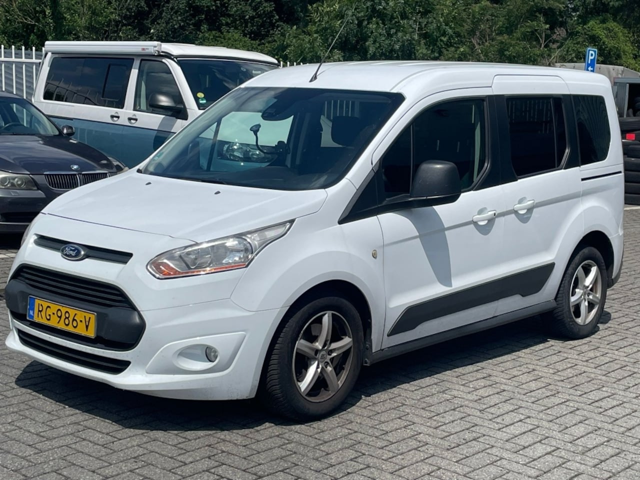 Ford Tourneo Connect Compact - 1.0 Titanium 1.0 Titanium - AutoWereld.nl