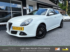 Alfa Romeo Giulietta - 1.4 T CLIMA | CRUISE | PARK.SENS | HALFLEDER | 18INCH | NAP
