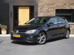 Volkswagen Golf - 1.5 TSI Highline R-Line 150PK