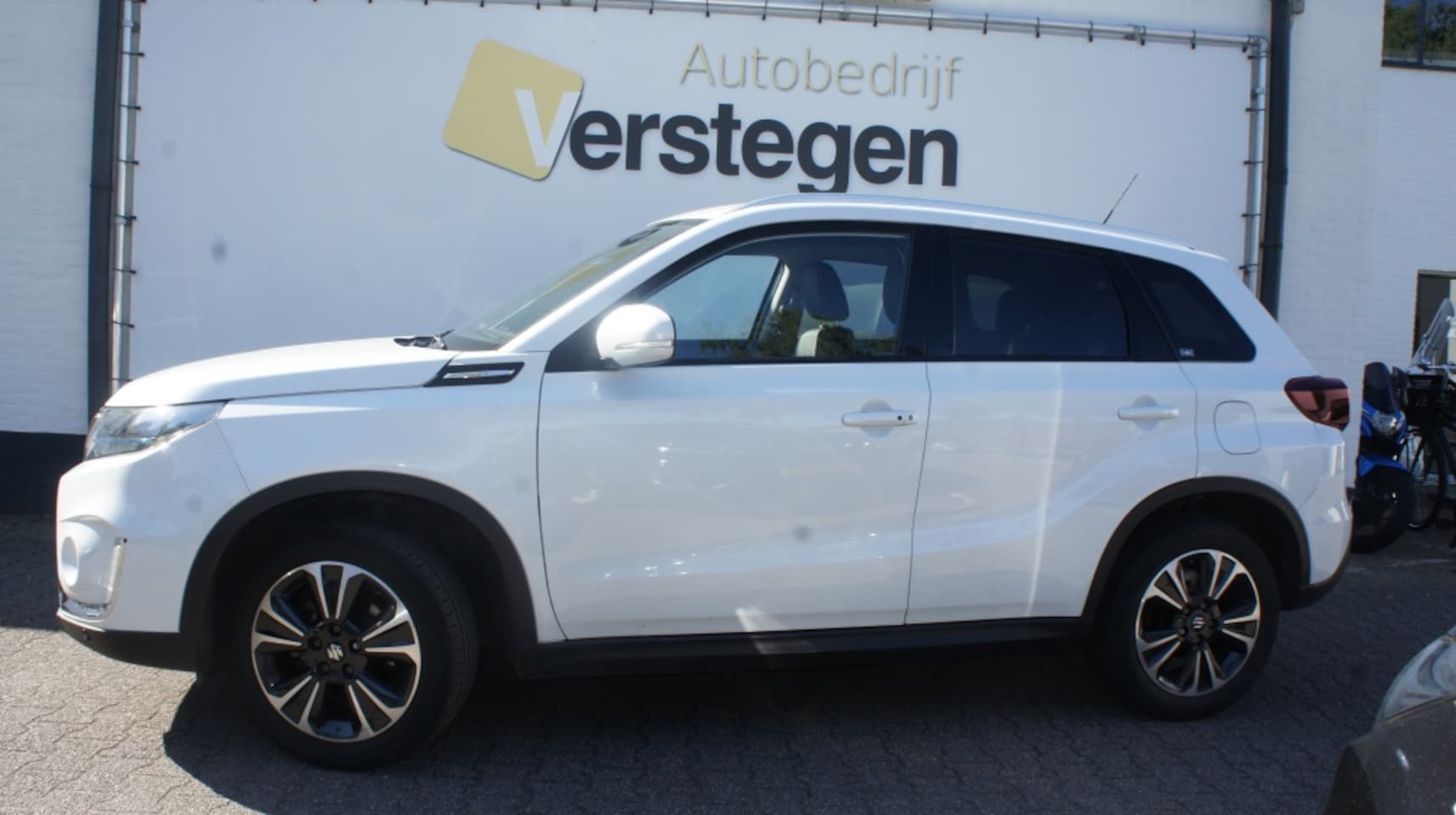 Suzuki Vitara - 1.4 B.jet Style SH AUTOMAAT - AutoWereld.nl