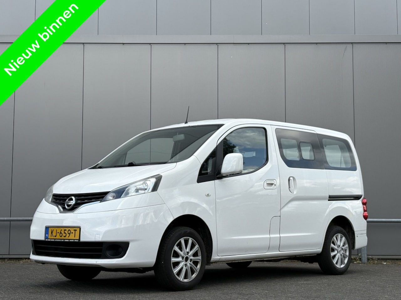 Nissan Evalia - 1.6 Visia 7persoons - aardgas - nap! - 1e eigenaar - - AutoWereld.nl
