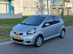 Toyota Aygo - 1.0-12V Comfort 5drs Airco, Nw Apk, Nap